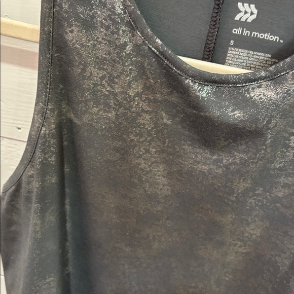 All In Motion Tank - Picture 2 of 2